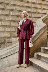 Bel Bağlamalı Gül Detay İkili Takım Mürdüm