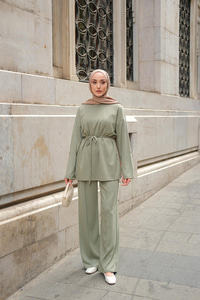 Bel Bağlamalı İkili Takım Yeşil