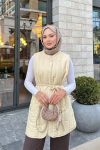 Bel Bağlamalı İnce Yelek Krem