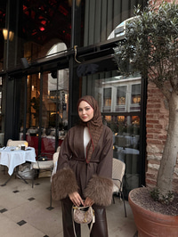 Bel Bağlamalı Kaşe Kaban Kahverengi