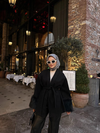 Bel Bağlamalı Kaşe Kaban Siyah