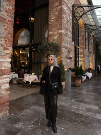 Bel Bağlamalı Kaşe Kaban Siyah