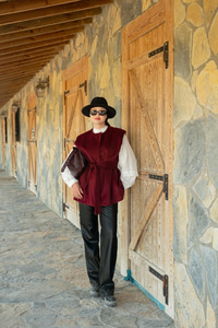 Bel Bağlamalı Kaşe Yelek Bordo