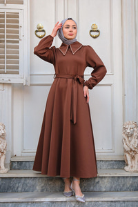 Bel Bağlamalı Kiloş Elbise Kahverengi
