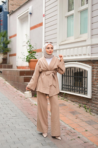 Bel Bağlamalı Müslin Takım Vizon