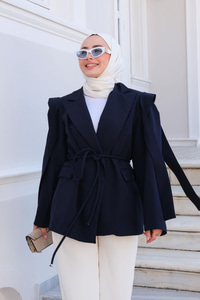 Bel Bağlamalı Omuz Vatkalı Ceket Lacivert