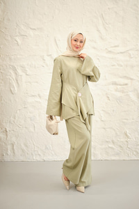 Bel Bağlamalı Pantolonlu Takım Su Yeşil