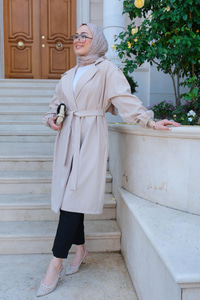 Bel Bağlamalı Su İtici Trençkot Bej