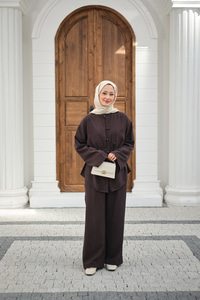 Bel Bağlamalı Top Düğme Detay İkili Takım Kahverengi