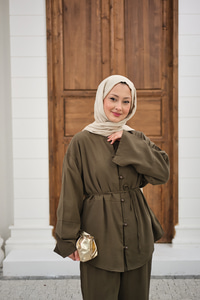 Bel Bağlamalı Top Düğme Detay İkili Takım Haki Yeşil