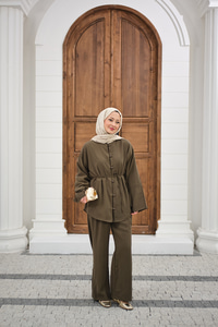 Bel Bağlamalı Top Düğme Detay İkili Takım Haki Yeşil