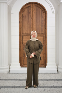 Bel Bağlamalı Top Düğme Detay İkili Takım Haki Yeşil