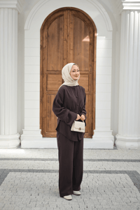 Bel Bağlamalı Top Düğme Detay İkili Takım Kahverengi