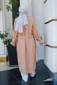 Bel Bağlamalı Trenç Sütlü Kahve