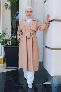 Bel Bağlamalı Trenç Sütlü Kahve