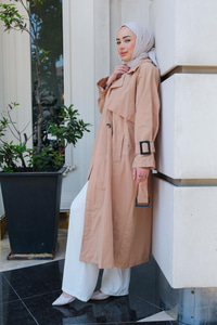 Bel Bağlamalı Trenç Sütlü Kahve