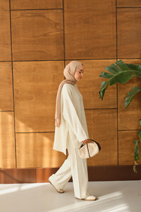 Bel Bağlamalı Triko Takım Krem