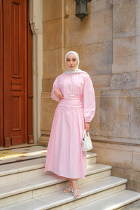 Bel Büzgü Detay Elbise Pembe