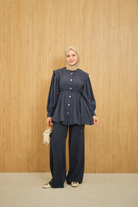 Bel Büzgülü Gold Düğme Detay Pantolonlu Takım Lacivert