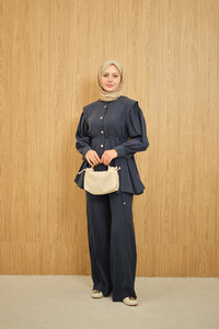 Bel Büzgülü Gold Düğme Detay Pantolonlu Takım Lacivert