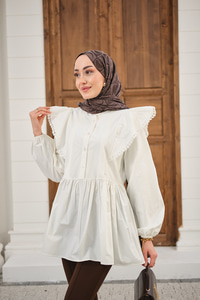 Bel Büzgülü Pile Detay Bisiklet Yaka Gömlek Beyaz