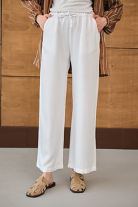 Bel Lastikli Bol Pantolon Beyaz