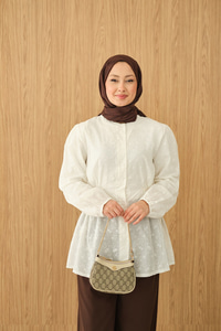 Belden Bağcık Detaylı Gömlek Ekru