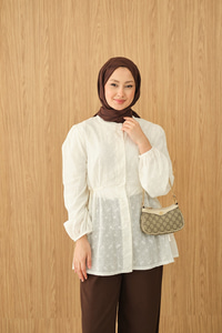 Belden Bağcık Detaylı Gömlek Ekru