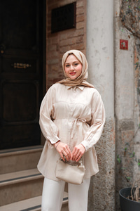 Belden Bağlamalı Gömlek Krem