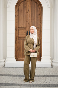 Beli Ayarlanabilir Büzgü Detay Takım Yağ Yeşil