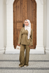 Beli Ayarlanabilir Büzgü Detay Takım Yağ Yeşil