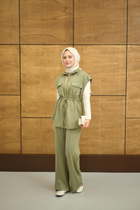 Beli Ayarlanabilir Gold Fermuar Detay Yelekli Takım Açık Yeşil