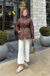 Beli Ayarlanabilir Kapitone Mont Kahverengi