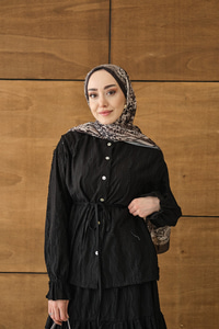 Beli Ayarlanabilir Nakış Detaylı Takım Siyah