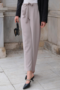 Beli Bağlamalı ve Lastikli Bol Paça Pantolon Gri