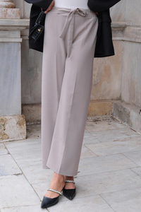 Beli Bağlamalı ve Lastikli Bol Paça Pantolon Gri