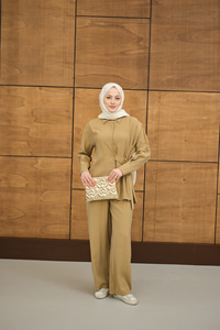 Beli Gold Kemer Detay Gömlek Yaka Takım Hardal