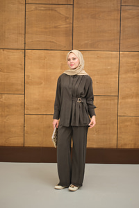 Beli Gold Kemer Detay Gömlek Yaka Takım Antrasit