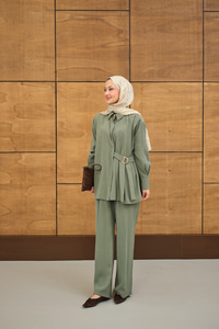 Beli Gold Kemer Detay Gömlek Yaka Takım Küf Yeşil