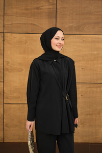 Beli Gold Kemer Detay Gömlek Yaka Takım Siyah