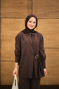 Beli Gold Kemer Detay Gömlek Yaka Takım Kahverengi