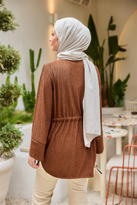 Beli Kemerli Damla Gömlek Kahverengi