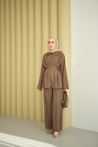 Beli Korse Detay Beli Kendinden Kemerli Takım Kahverengi