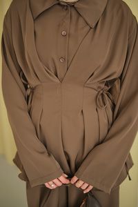 Beli Korse Detay Beli Kendinden Kemerli Takım Kahverengi