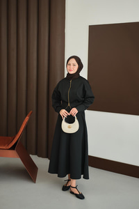 Beli Korse Detay Takım Siyah