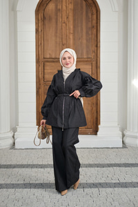 Beli Lastik Detay V Yaka Kemerli Takım Siyah