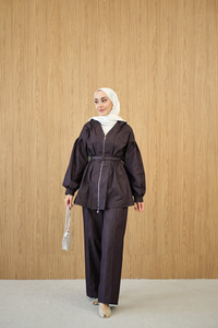 Beli Lastik Detay V Yaka Kemerli Takım Mor