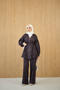 Beli Lastik Detay V Yaka Kemerli Takım Mor