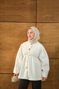 Beli Lastikli Angora Ceket Beyaz