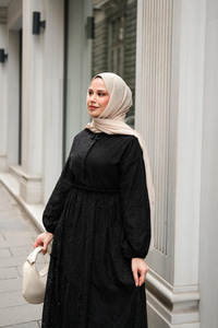 Beli Lastikli Brode Elbise  Siyah